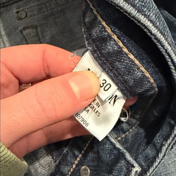 Hudson Jeans Flare in Medium Blue - Picture 3 of 4